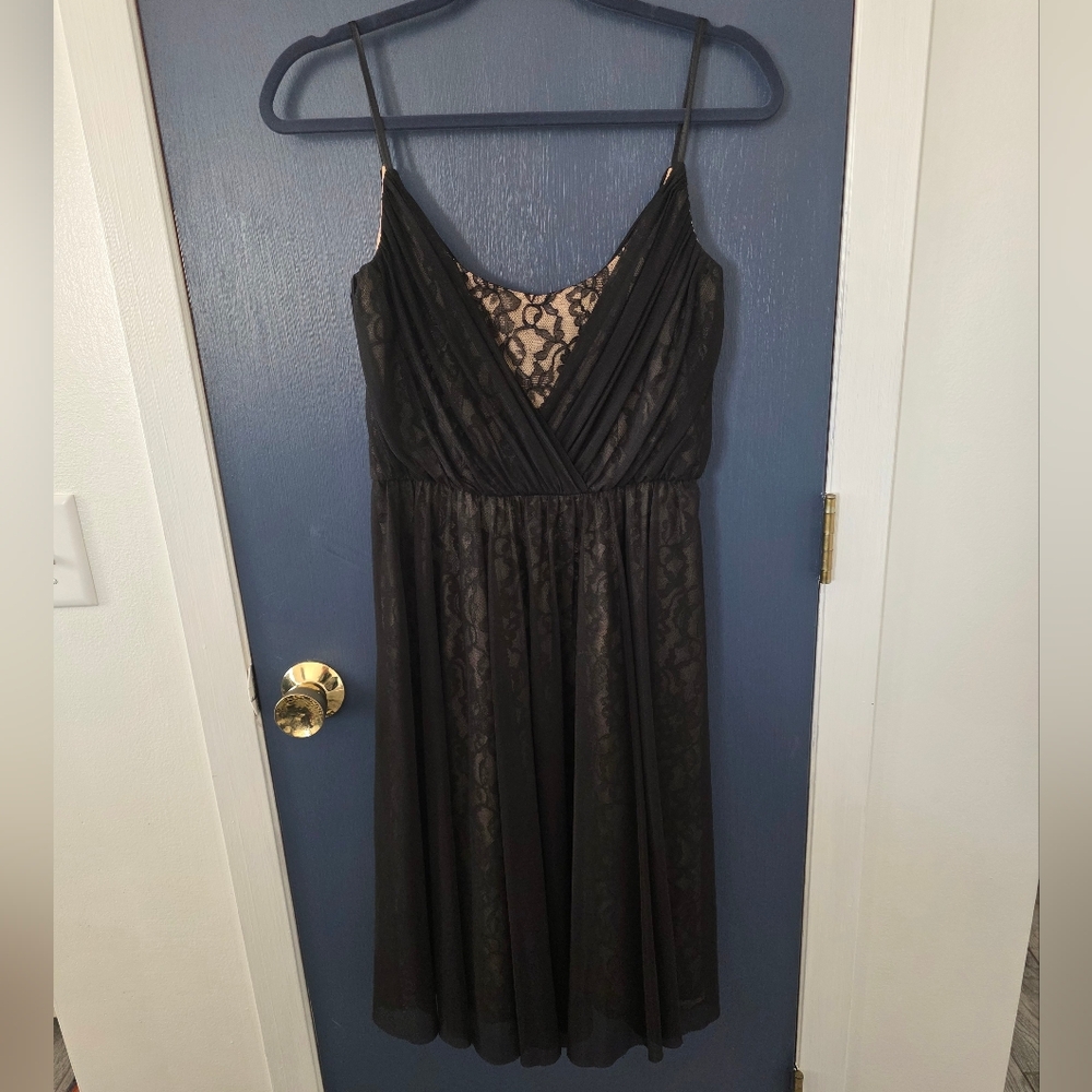 Elegant Black Tie Fully Lined Black Lace Dress
